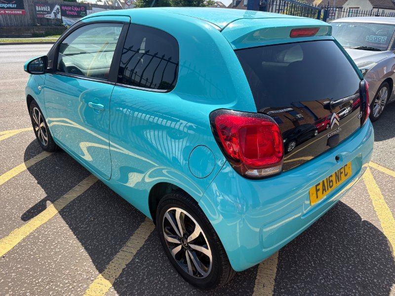 Blue 2016 Citroen C1 1.2 PureTech Flair Hatchback 3dr Petrol Manual Euro 6 82 ps in Cromwell Cars