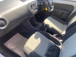 /photos/9640/33aa4c83-cc7a-ed52-70e9-bd9fcb2e2c61_i320x240.jpg