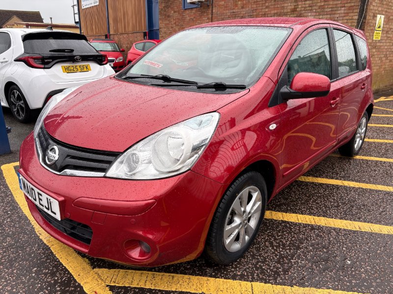 Red Nissan Note 1.6 16V Acenta Hatchback 5 Door Automatic 110 ps