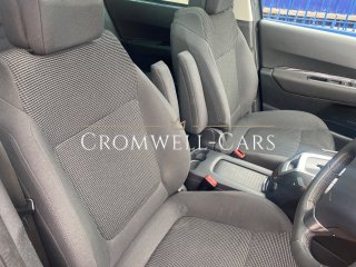 /photos/9640/82c46a42-d0ea-441d-f780-2a948ebff2ad_processed1_i320x240.jpg