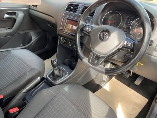 /photos/9640/9bc6fa54-194f-380c-ae48-a90e112f7631_i320x240.jpg