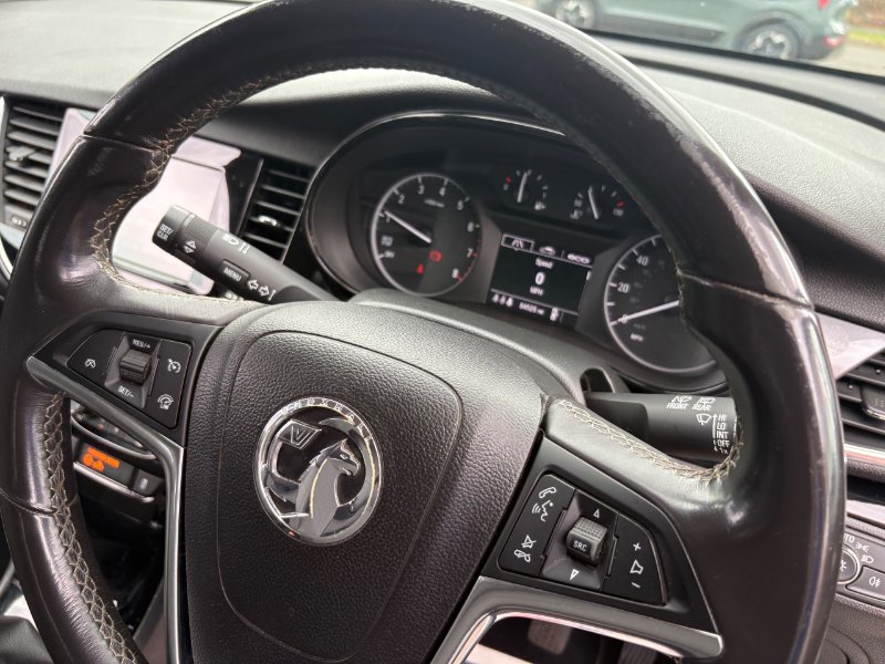 White Vauxhall Mokka X 1.4i Turbo ecoTEC Active SUV 5dr Petrol Manual Euro 6 s/s 140 ps