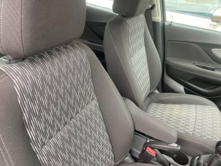 /photos/9640/b290d5aa-cddc-7cc8-694b-81c08a845690_i320x240.jpg