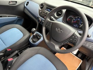 /photos/9640/da39ca6f-5263-7512-fd12-c0846391dd8f_i320x240.jpg